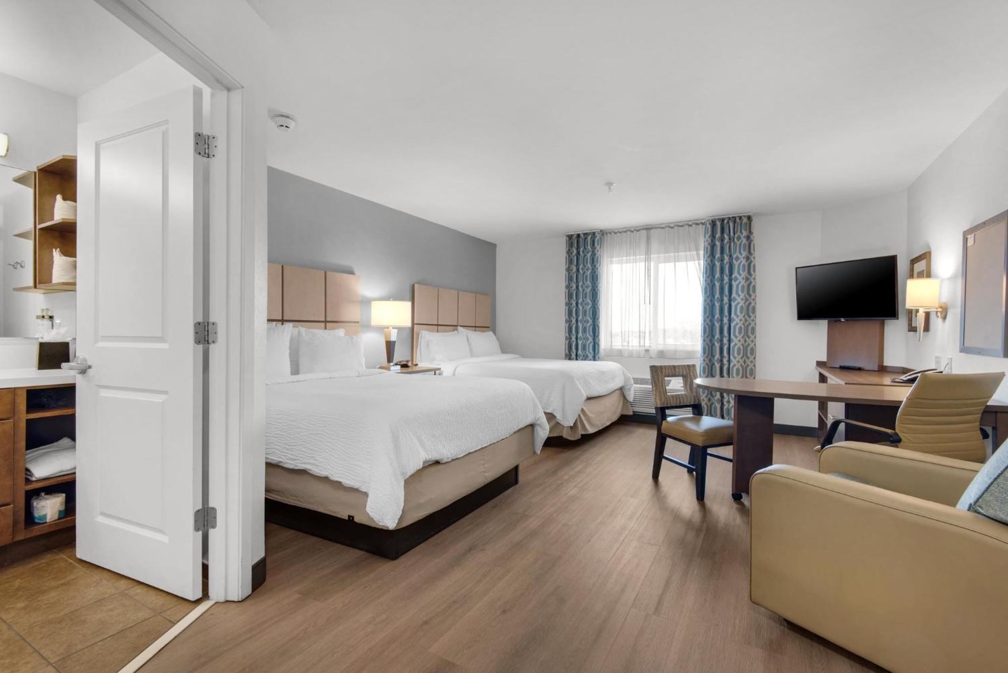 Candlewood Suites - Pensacola - University Area By Ihg Ferry Pass Exterior photo